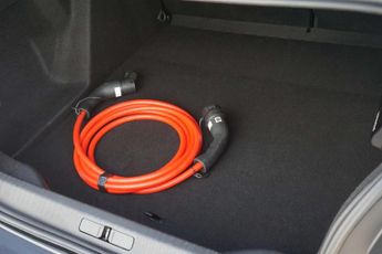 Citroen e-C4 X 50kWh MAX Fastback 4dr Electric Auto (11kW Charger) (136 ps)