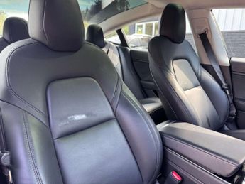 TESLA MODEL 3 Model 3 Long Range AWD 4WD 4dr