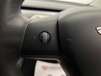 Tesla Model 3 Model 3 Long Range AWD 4WD 4dr