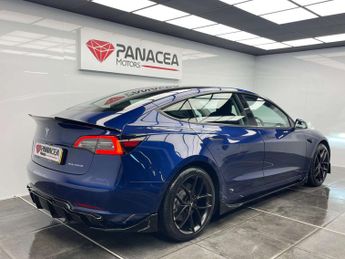 Tesla Model 3 Model 3 Long Range AWD 4WD 4dr