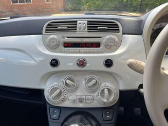 Fiat 500 1.2 500 Lounge RHD 3dr