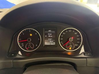 Volkswagen Tiguan 2.0 TDI Match SUV 5dr Diesel DSG 4WD Euro 5 (140 ps)