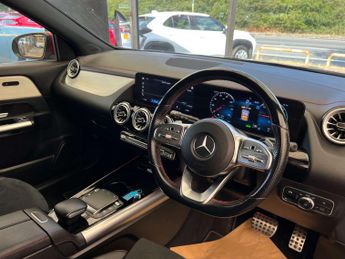 MERCEDES-BENZ EQA EQA 250 AMG Line 5dr