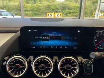 MERCEDES-BENZ EQA EQA 250 AMG Line 5dr