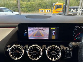 MERCEDES-BENZ EQA EQA 250 AMG Line 5dr