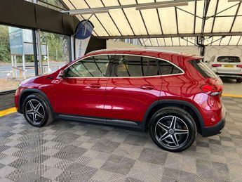 MERCEDES-BENZ EQA EQA 250 AMG Line 5dr