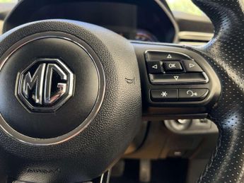 MG 5 MG5 Exclusive EV 5dr