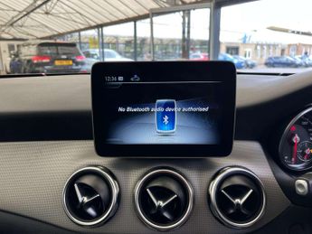 MERCEDES-BENZ GLA 1.6 GLA 180 Urban Edition Auto 5dr
