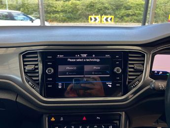VOLKSWAGEN T-ROC 1.5 T-Roc R-Line TSi Evo Semi-Auto 5dr