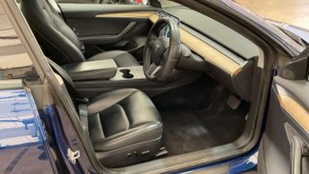 TESLA MODEL 3 Model 3 Long Range AWD 4WD 4dr