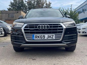 Audi Q5 2.0 TDI 40 Sport SUV 5dr Diesel S Tronic quattro Euro 6 (s/s) (1