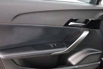 MG MG4 64kWh SE Long Range Hatchback 5dr Electric Auto (203 ps)