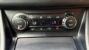MERCEDES-BENZ GLA 2.1 GLA220d AMG Line (Premium) SUV 5dr Diesel 7G-DCT 4MATIC Euro