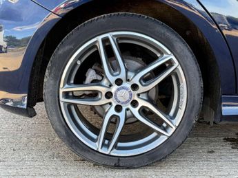 MERCEDES-BENZ A CLASS 1.5 A180d AMG Line (Executive) Hatchback 5dr Diesel 7G-DCT Euro 