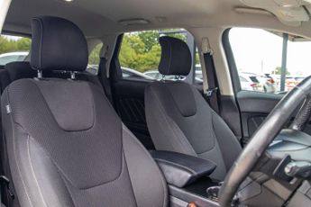 FORD EDGE 2.0 TDCi Sport SUV 5dr Diesel Powershift AWD Euro 6 (s/s) (210 p