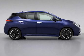 NISSAN LEAF 39kWh N-Connecta Hatchback 5dr Electric Auto (150 ps)
