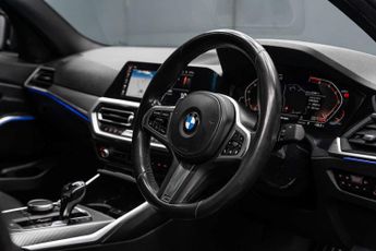 BMW 3 SERIES 2.0 330i M Sport Auto 4dr