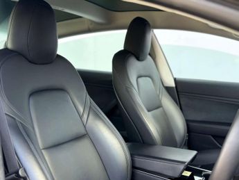 TESLA MODEL 3 Model 3 Long Range AWD 4WD 4dr