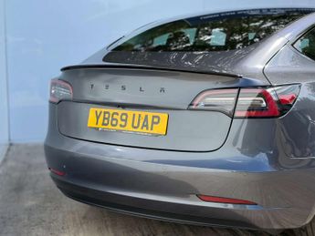 TESLA MODEL 3 Model 3 Long Range AWD 4WD 4dr