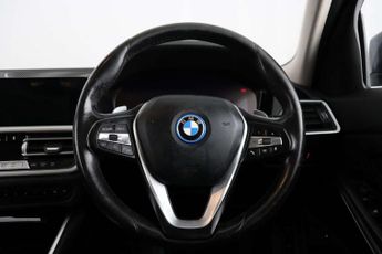 BMW 3 Series 2.0 330e 12kWh SE Pro Saloon 4dr Petrol Plug-in Hybrid Auto Euro