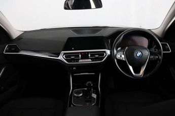 BMW 3 Series 2.0 330e 12kWh SE Pro Saloon 4dr Petrol Plug-in Hybrid Auto Euro