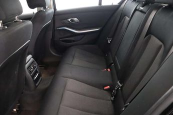 BMW 3 Series 2.0 330e 12kWh SE Pro Saloon 4dr Petrol Plug-in Hybrid Auto Euro