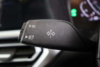 BMW 3 Series 2.0 330e 12kWh SE Pro Saloon 4dr Petrol Plug-in Hybrid Auto Euro
