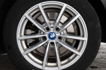 BMW 3 Series 2.0 330e 12kWh SE Pro Saloon 4dr Petrol Plug-in Hybrid Auto Euro