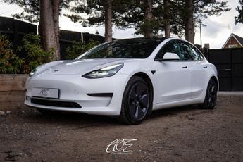TESLA MODEL 3 Model 3 Standard Range + 4dr