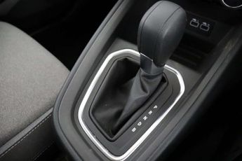 Renault Clio 1.6 E-TECH evolution Hatchback 5dr Petrol Hybrid Auto Euro 6 (s/
