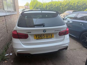 BMW 3 SERIES 3.0 330d xDrive M Sport Auto 4WD 5dr