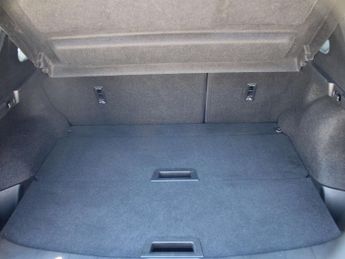 NISSAN QASHQAI 1.2 DIG-T N-Connecta AUTO 5dr