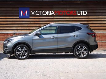 NISSAN QASHQAI 1.2 DIG-T N-Connecta AUTO 5dr