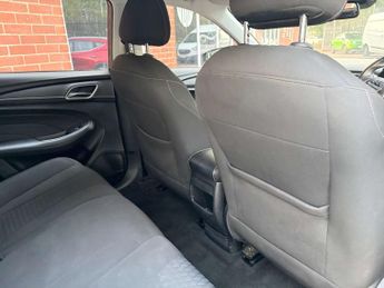 MG 5 MG5 Excite EV 5dr