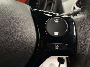 TOYOTA AYGO 1.0 Aygo X-Trend TSS VVT-i CVT 5dr