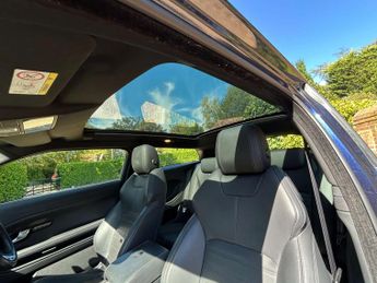 Land Rover RANGE ROVER EVOQUE 2.0 Range Rover Evoque HSE Dynamic Luxury TD4 Auto 4WD 3dr