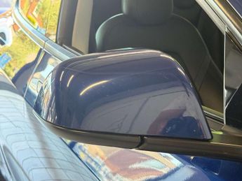 TESLA MODEL 3 Model 3 Long Range AWD 4WD 4dr