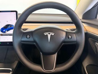TESLA MODEL 3 Model 3 Long Range AWD 4WD 4dr