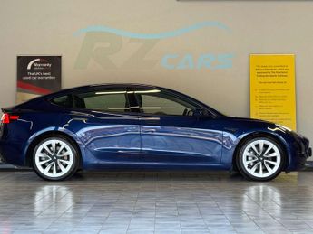 TESLA MODEL 3 Model 3 Long Range AWD 4WD 4dr