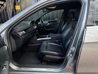 MERCEDES-BENZ E-CLASS 2.1 E220 SE CDi Auto 5dr
