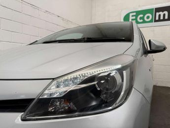 Toyota Yaris 1.5 VVT-h Icon Plus Hatchback 5dr Petrol Hybrid CVT Euro 5 (101 