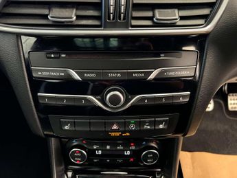 INFINITI Q30 1.5 Q30 Sport D 5dr