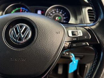 VOLKSWAGEN GOLF e-Golf 5dr