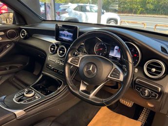 MERCEDES-BENZ GLC 2.1 GLC 220 D 4Matic AMG Line Premium Auto 4WD 5dr
