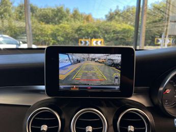 MERCEDES-BENZ GLC 2.1 GLC 220 D 4Matic AMG Line Premium Auto 4WD 5dr