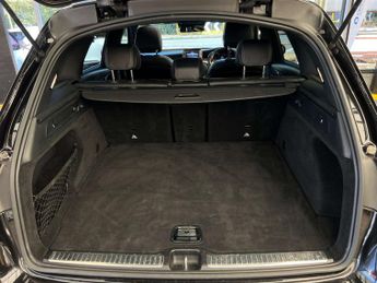 MERCEDES-BENZ GLC 2.1 GLC 220 D 4Matic AMG Line Premium Auto 4WD 5dr