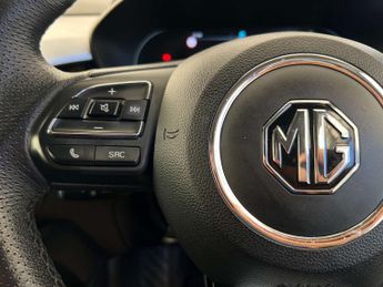 MG 5 MG5 SE 5dr