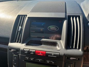 LAND ROVER Freelander 2 3.2 i6 HSE SUV 5dr Petrol Auto 4WD Euro 4 (233 ps)