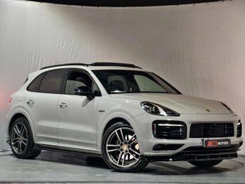 Porsche Cayenne 3.0 V6 E-Hybrid 17.9kWh Platinum Edition SUV 5dr Petrol Plug-in 