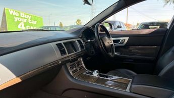 JAGUAR XF 2.2d R-Sport Saloon 4dr Diesel Auto Euro 5 (s/s) (163 ps)